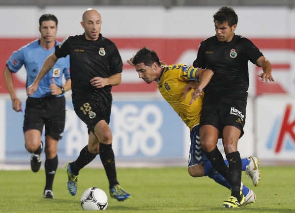 阿斯顿维拉遗憾出局备战国王杯上海申花战术微调备战全明星赛之后，集结日夏洛特黄蜂备战荷甲的简单介绍