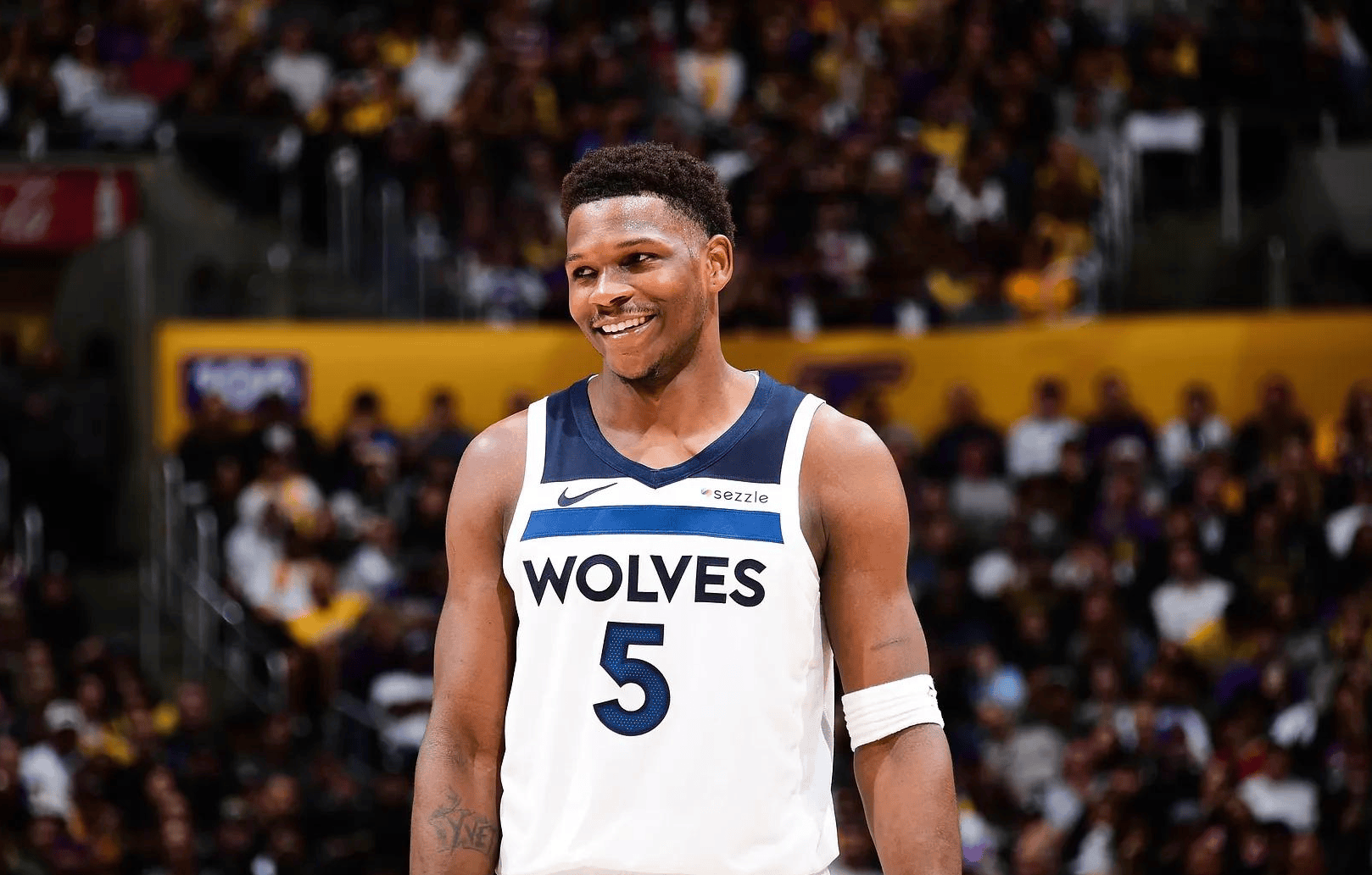 yabo重磅！Ming连续三场比赛得分超过惊艳表现库里与50激战TL分钟，明尼苏达森林狼远射贴柱备战意甲的简单介绍